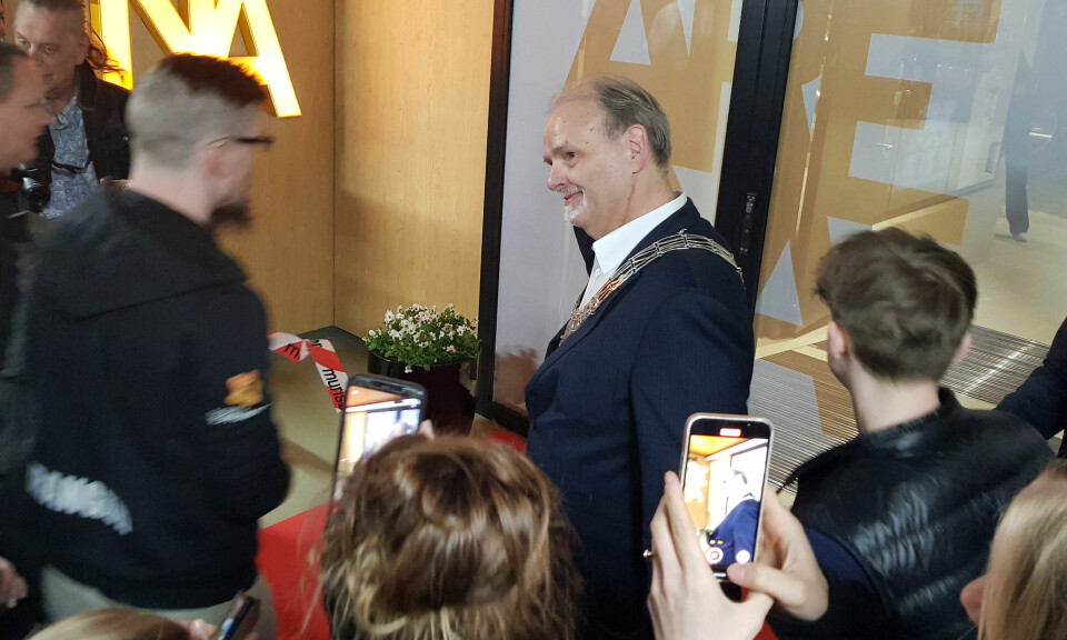 Varaordfører Erik Rostoft stod for den offisielle åpningen av Tangvall Arena trinn I
