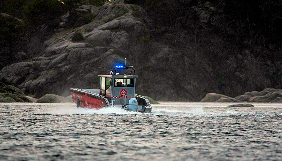 KBR Søgne og Songdalens mannskaper rykket lørdag formiddag ut for å bistå en båt med problemer. KBR Søgne og Songdalens mannskaper rykket lørdag formiddag ut for å bistå en båt med problemer.