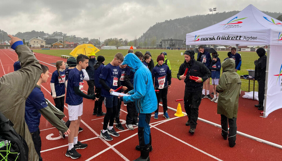 Det var 6. og 7. klassinger fra Nygård, Lunde, Langenes, Rosseland og Tunballen skole som deltok under TINE-stafetten på Tangvall stadion tirsdag.