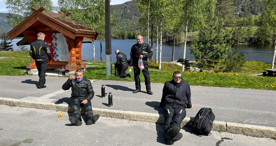Storstraumen: Fra venstre med ryggen til David Ingebretsen, Kenneth Vestberg, på kne bakerst Trym Andreassen, Asle Ingebretsen og Bjørn Sjekkeland.