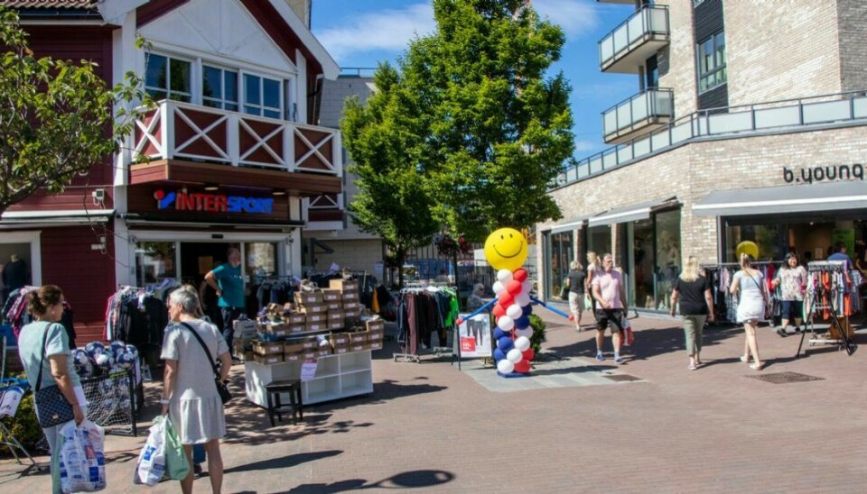 Sommerstemning på Tangvall, Handelens dag 2022. Sommerstemning på Tangvall, Handelens dag 2022.
