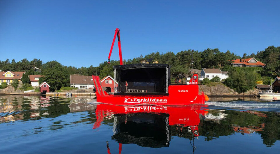 «Håndverkerkonserten>> på lekteren blir ved Indre Kjeøya fredag kveld. 0,68 nautiske mil fra Høllebrygga.