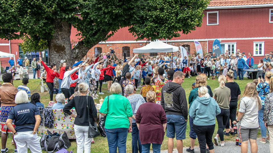 Agder fylkeskommune deler ut 10 millioner til frivilligheten på Agder. Illustrasjonsfoto fra Elvefestivalen 2022, en lokal festival som arrangeres av frivilligheten i kommunen.