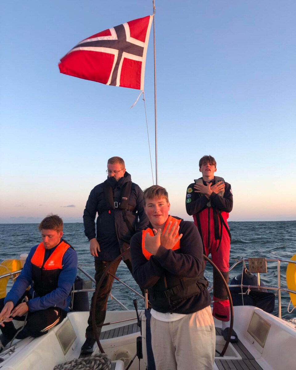 Peder Stokkeland, Henrik Gilberg (skipper), Petter Nilsen, Finn Dalehefte Baak.