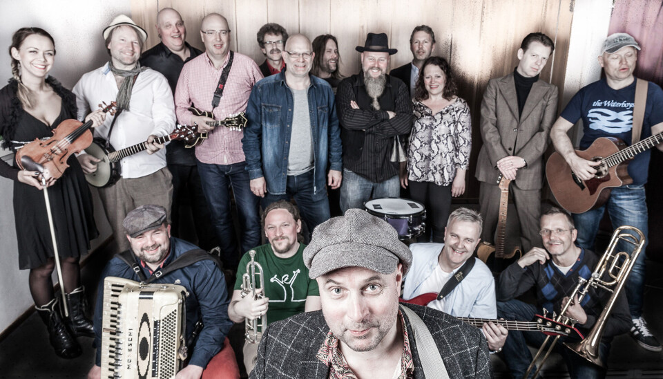 Kortreist Økumenisk Bluegrass Band. Kortreist Økumenisk Bluegrass Band.
