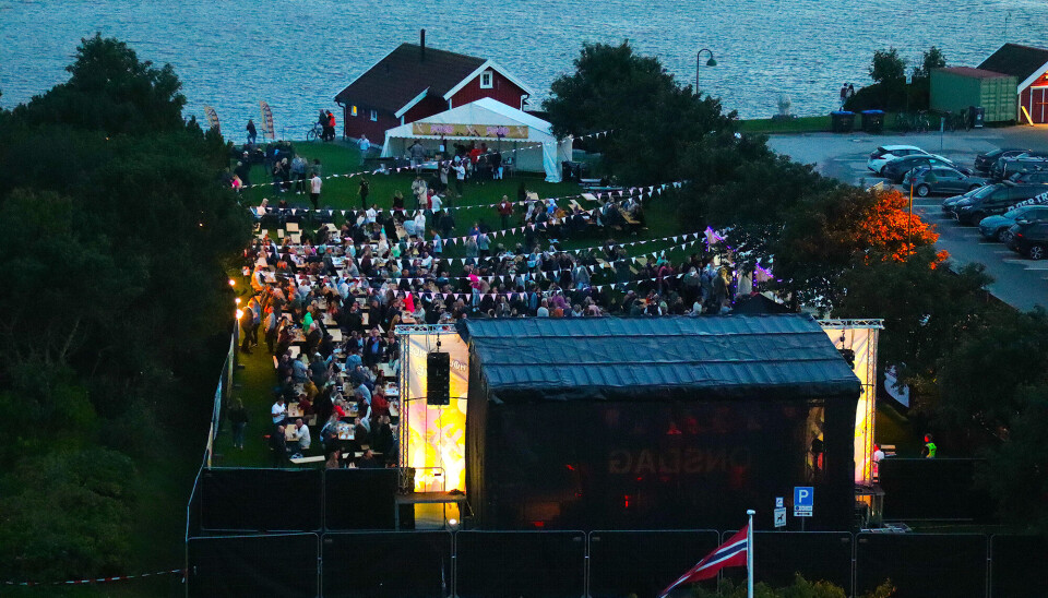Høllesanden Live sett fra Hølleheia.