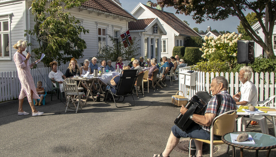 Beboerne i Høllegada samlet til gatefest lørdag.