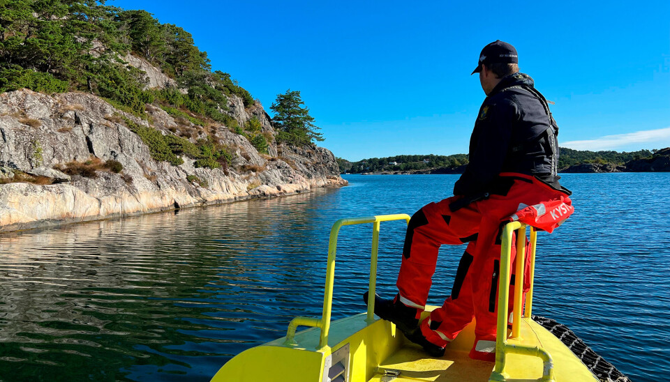 Mannskaper på KV Nornen på tokt i skjærgården i sør.