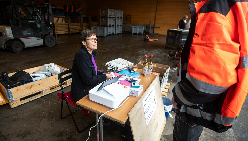 Logistikksjef Anita Johannesen i Puntervold hadde en travet ettermiddag på Stauslandstunet torsdag ettermiddag.
