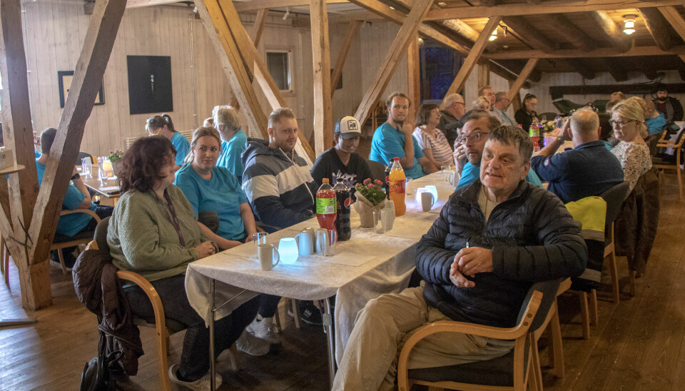 Songvaar Veksts ansatte og inviterte klare til å få servert et bedre måltid på Søgne gamle prestegård onsdag.