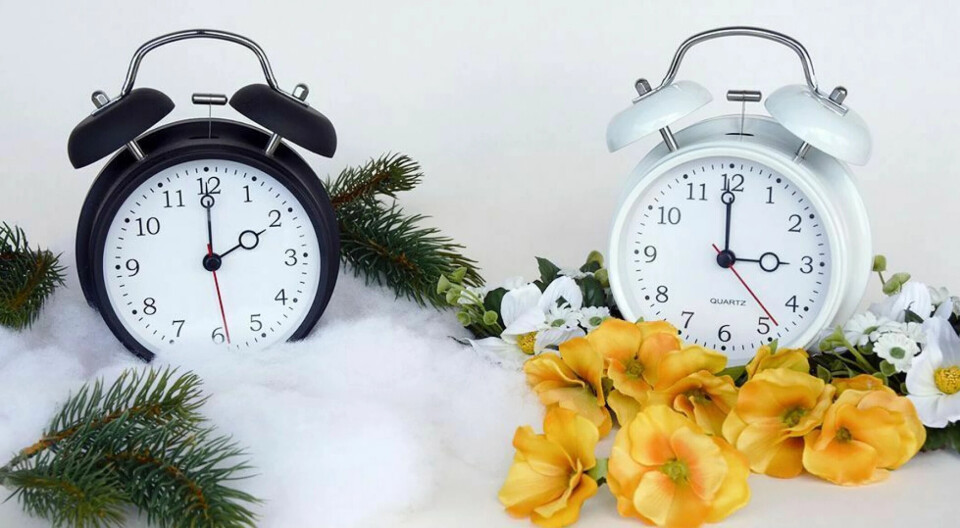 Én time tilbake i natt