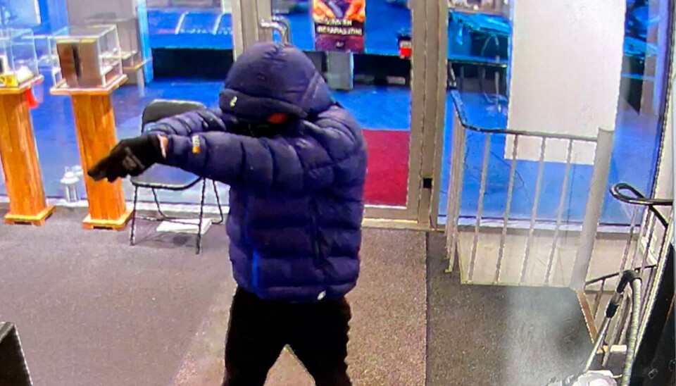 Bilet er fra overvåkningskameraet i urmakerforretningen.