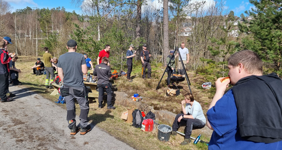 Dugnadsdag med frisbeegolfbane på Nodelandsheia