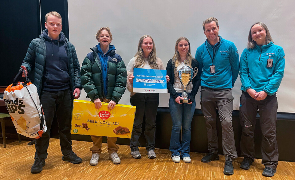 F.V.: Oliver Finne Kristoffersen, Mons Lindebø Mattingsdal, Lea Amalie Voie, Ellinor Menning, Andre Steinsholm og Leah Lian, de to sistnevnte fra Dyreparken.