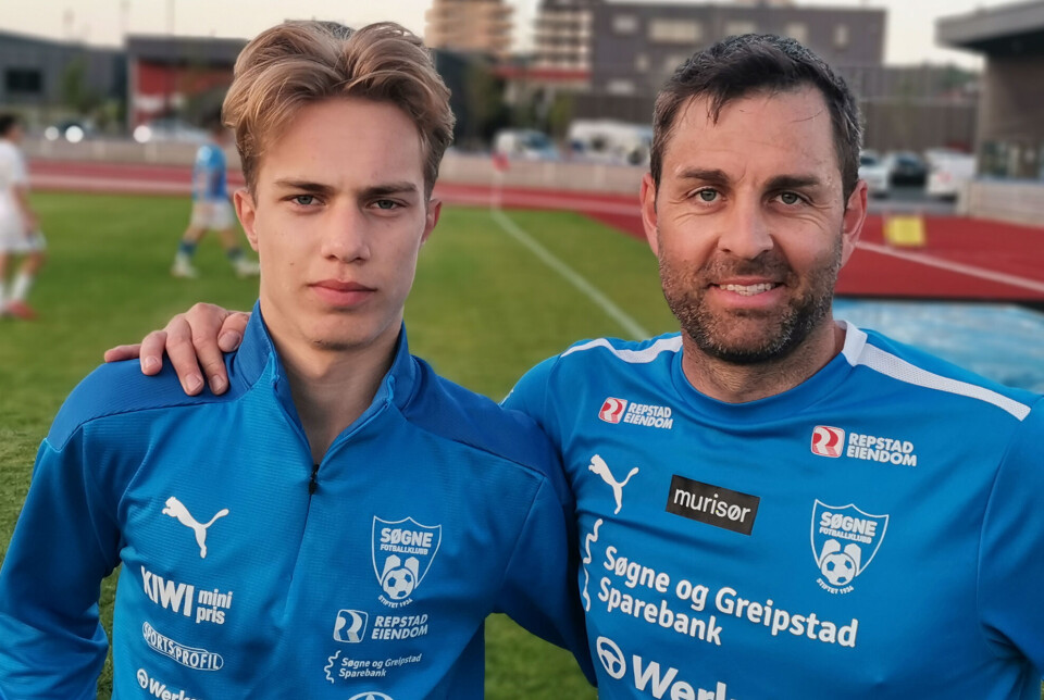 A-lagsspillerne Kristian Aarhus og Morten Dalene trives med spill for Søgne 2.