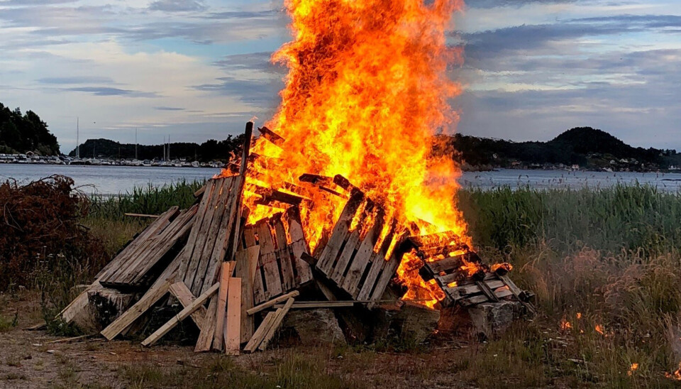 Sankthans-feiring på Torve