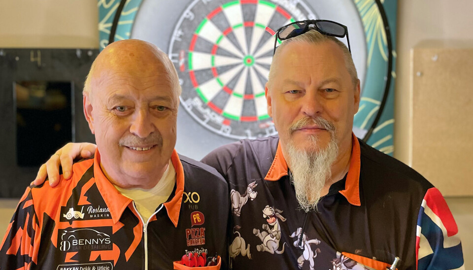 Klubbens æresmedlemmer Trond Reitan og Oddvar Birkeland.