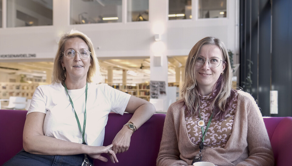 Heidi Johansen og Katrine Tveito på Biblioteket på Tangvall