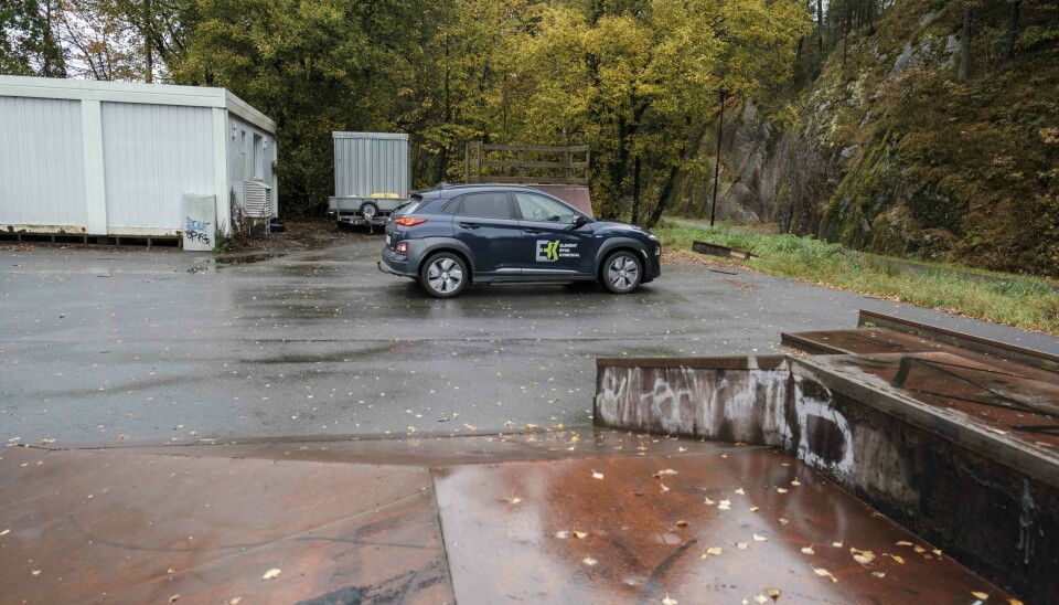 Konteineren ble funnet igjen ved skateparken innerst på industriområdet.