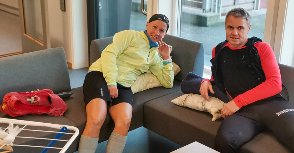 Sengetøy og tørkestativ er på plass på klubbhuset.