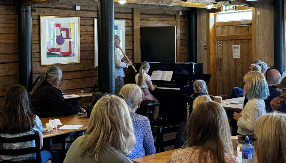 Søndag arrangeres minikonserter med elever fra kulturskolens avdeling på Tangvall her i Prestegårdskaféen.