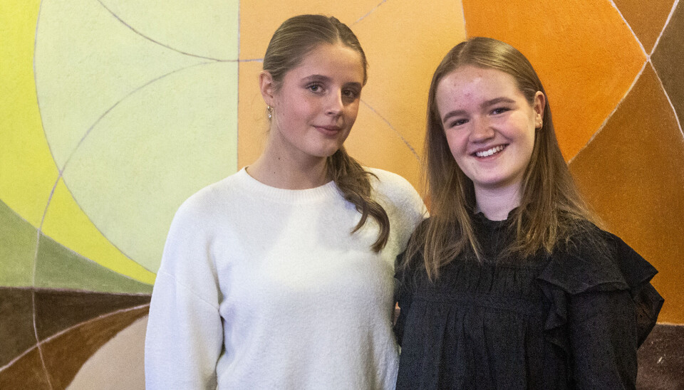 Tomine Flo Berge Gausdal og Linnea Jortveit er to store sangtalenter fra Søgne.