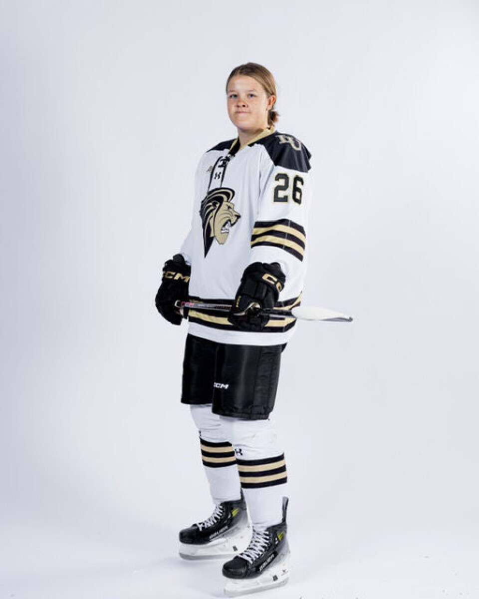 Silje Gundersen drømmer om å spille i en profesjonell hockeyliga.