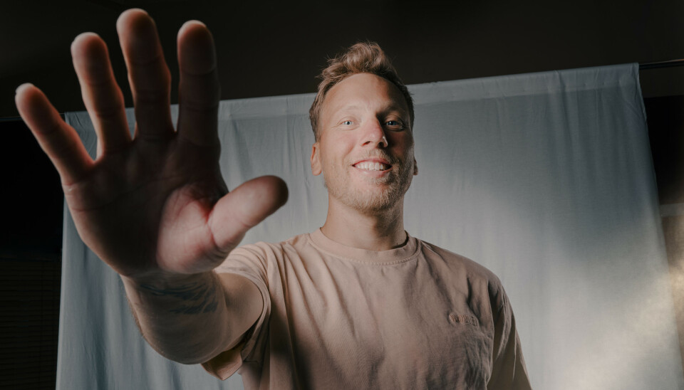 Søgne-artist Stian Aamodt har nylig sluppet låten «Hjertet mitt blør», som er hans åttende utgivelse.