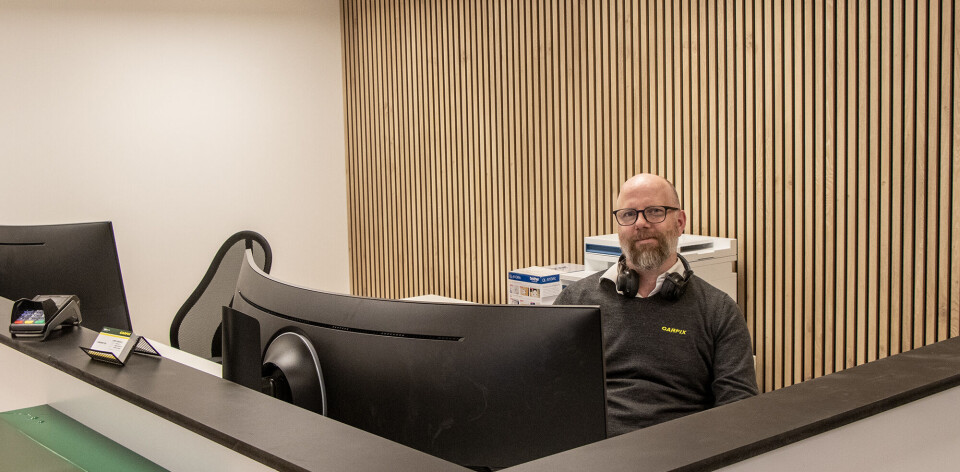 Avdelingsleder Egil Eide på plass i nye lokaler på Linnegrøvan.