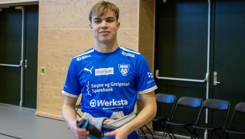 Søgnes målscorer, Thomas Aarhus var mer villig til å la seg avbilde. Han scoret et flott mål tre minutter før slutt etter godt spill fra Søgne i forkant av målet.