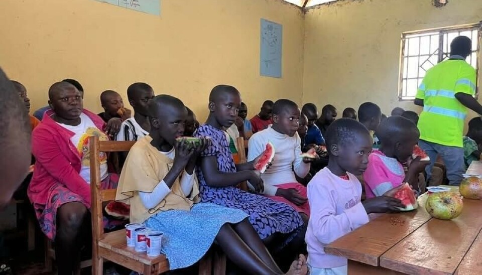 N247 vil fremover følge Dominics vei til ferdig utdannet murer, og livet i landsbyen Kisii