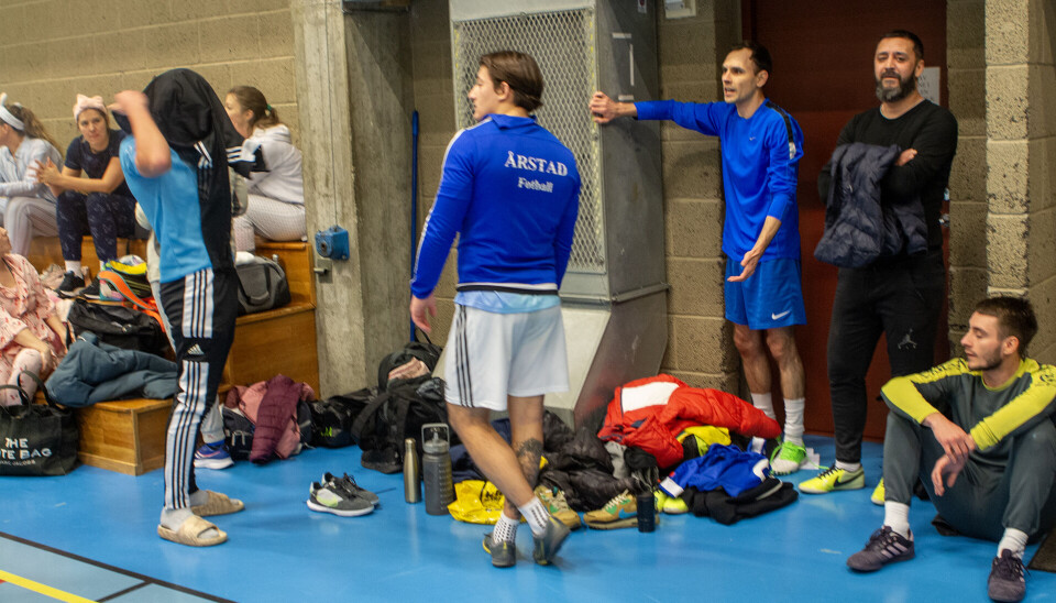 For første gang var det i år internasjonal deltakelse. Laget fra Ukraina kom seg helt til finalen, men måtte se seg slått av Tinder.