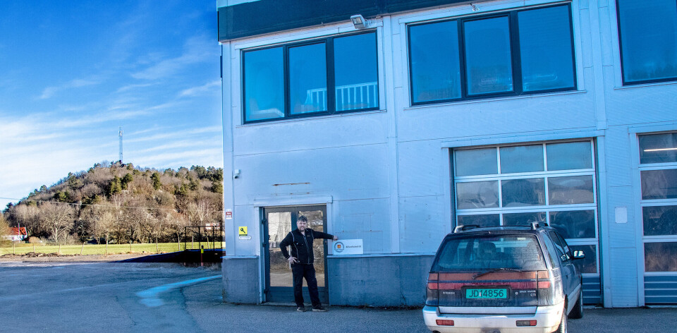 Med alle godkjenninger og verktøy og utstyr på plass er Tor Harald Lund klar til igjen å ta imot kunder på Søgne bil på Linnegrøvan.