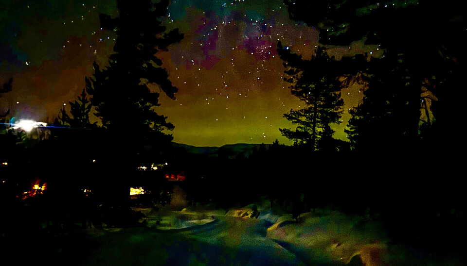 Flott himmel under en øvelsestur med beltegående ATV mandag kveld. Nordlys i sør.