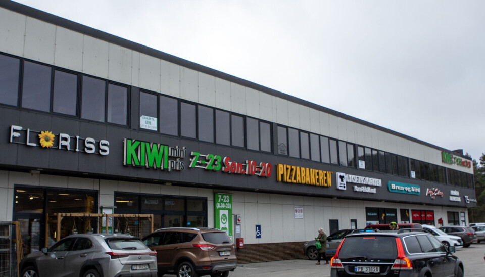 Store deler av andre etasje over Kiwi på Rosseland ligger ute til leie. Nøding vil ikke gå inn på hvilke lokaler de vurderer for en eventuell privatskole på Rosseland.