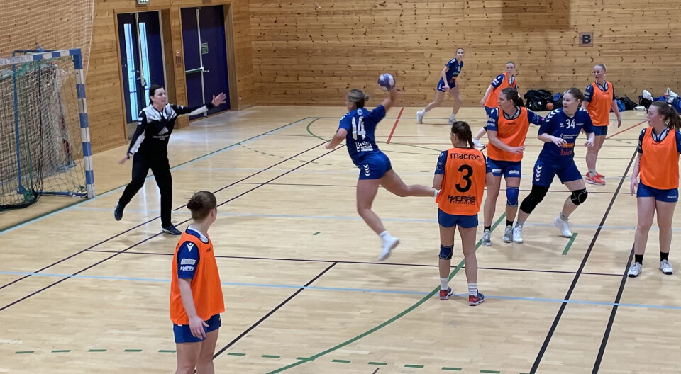 Framstegs målvakt Elianne Midtbø-Ougland har stengt målet helt.