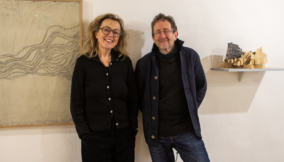 Stiller ut på prestegården: Vender tilbake til røttene