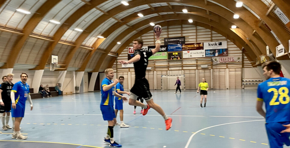 Vidåpent Greipstad-forsvar i starten av kampen.