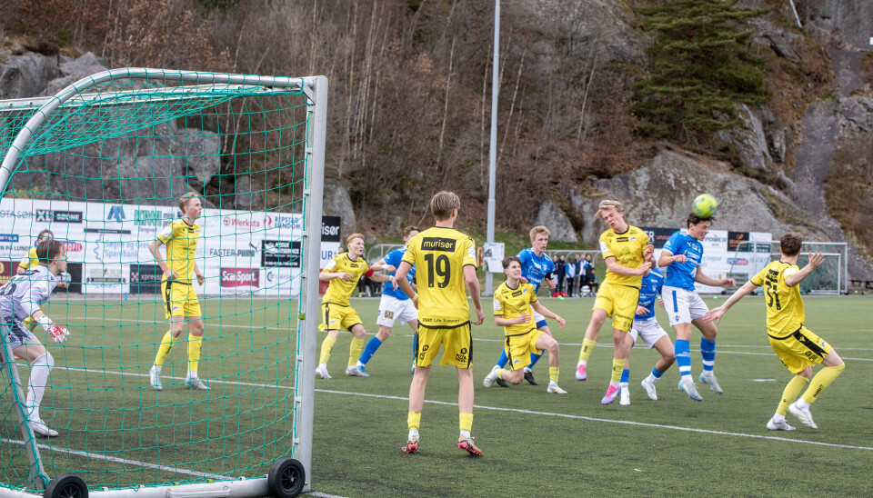 Søgne kjempet i begge sider av banen