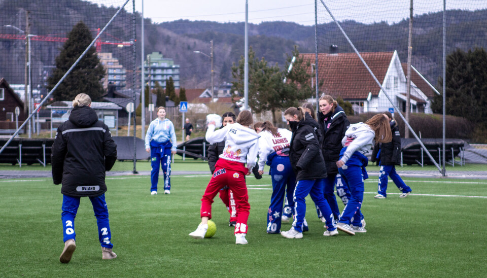 Hvor er ballen 1