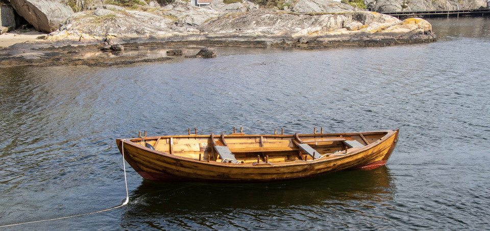 «Klink» på vei til fortøyning i Romsviga etter sjøsetting.