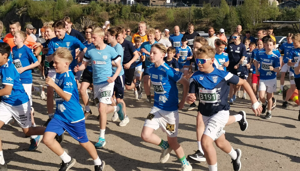 Fotballspillere kan mer enn å jage fotballer.