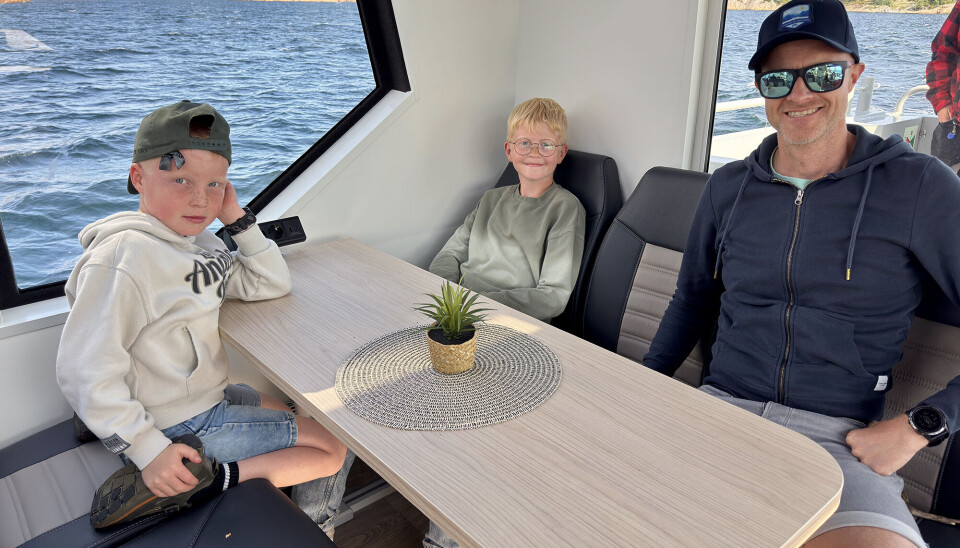 Thrustere på «full guffe» gjennom Olavsundet