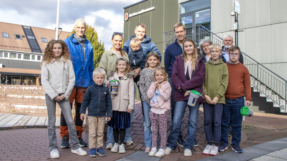 Sjåfør Dag Efjestad er sammen med 14 frivillige fra familien Kostøl klare til å besøke beboerne i Vedderheia under TV-aksjonen 2025.